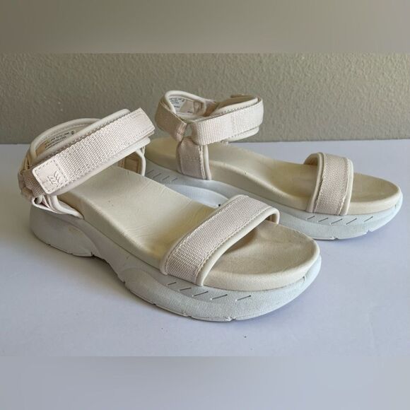 Women’s Michelle Hiking Sandal. Off White. - Picture 1 of 7